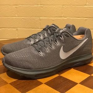 Nike Zoom All Out Low Men's Running Sneaker